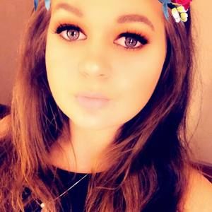 Meet your Posher, Rebecca